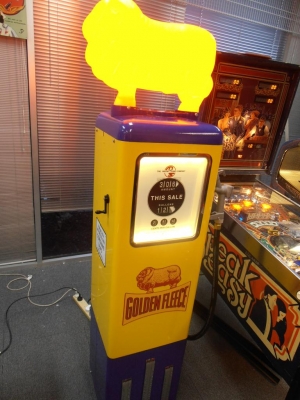 Golden Fleece Deluxe Version Petrol Bowser