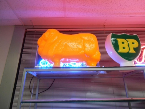 Golden Fleece Petrol Bowser Globe